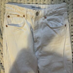 Zara Size 4!Women's white Straight Leg Jeans
